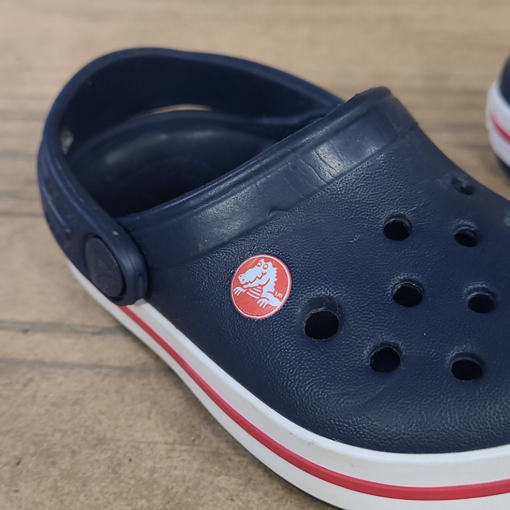 Crocs Kids Sandals - Picture 3 of 10